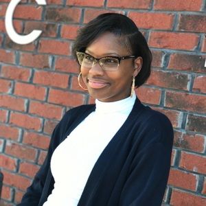 Meet your Posher, Christina